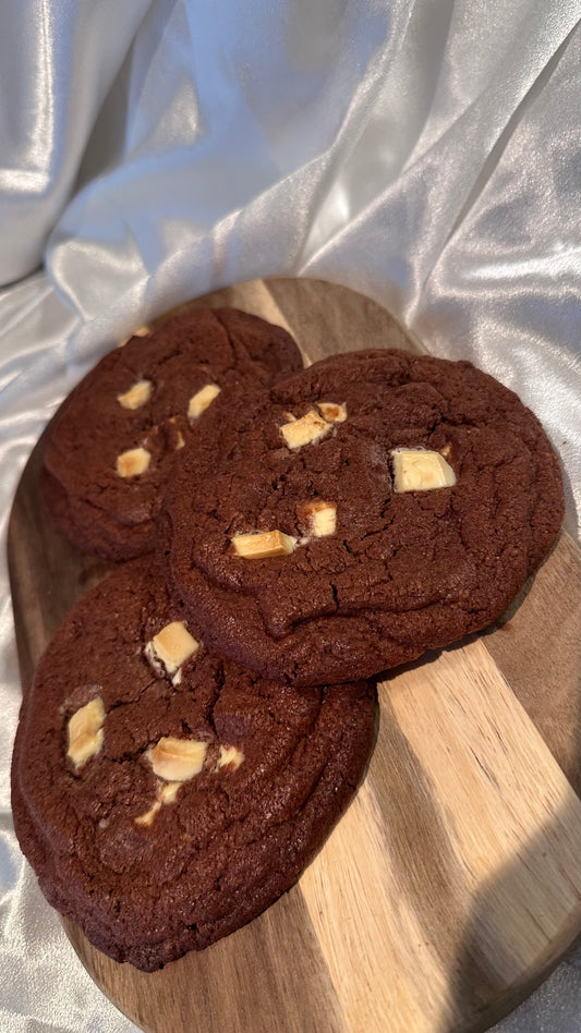 3 Red Velvet Cookie